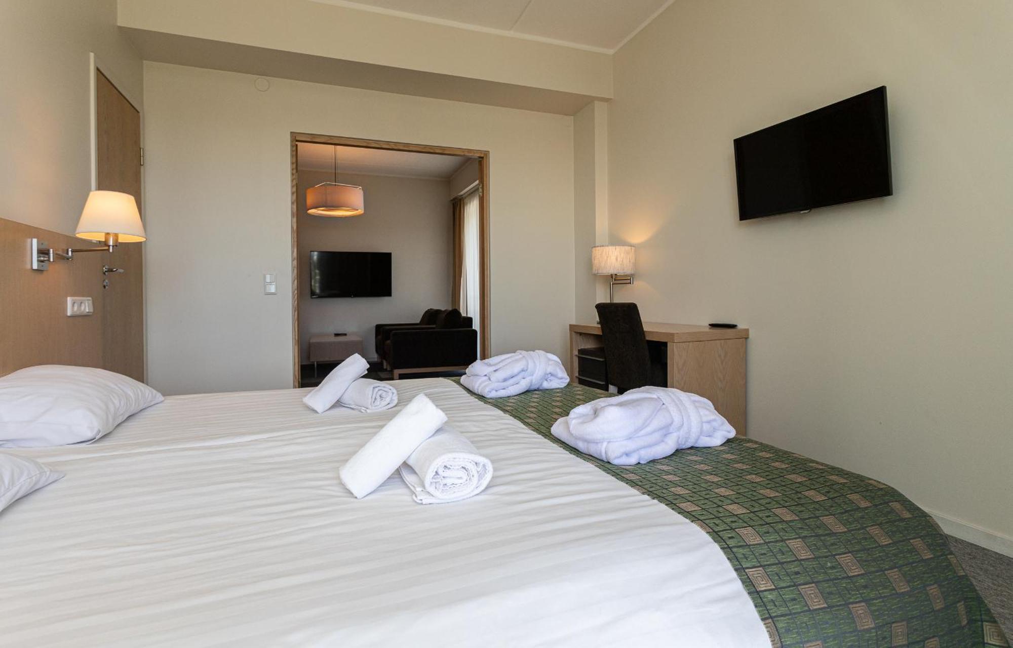 Meri Seaside Hotel & Spa Kuressaare Exterior foto